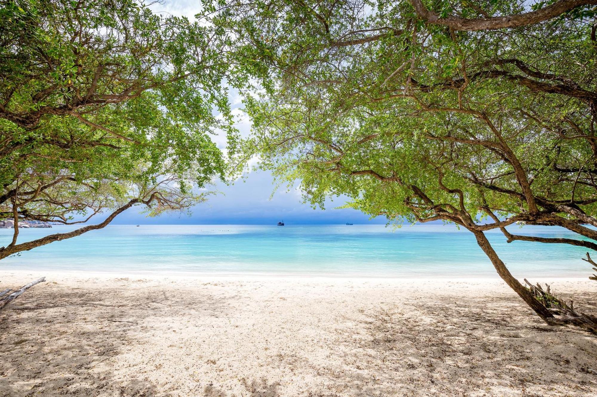 Beach Club By Haadtien Ko Tao Luaran gambar